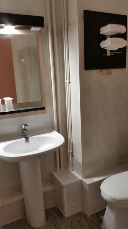 Hotel D'Alsace Villeurbanne Cameră foto
